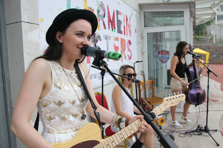 Germein Sisters – Live at QAIS!