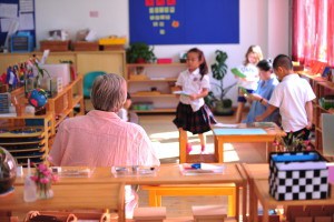 chris-ackerman-visits-qais-montessori-classroom-5