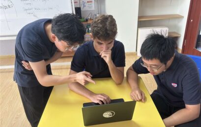 QAIS Students Code GradeBac